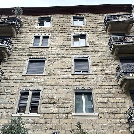 Lion Bb Swiss Lägenhet Zürich Exteriör bild