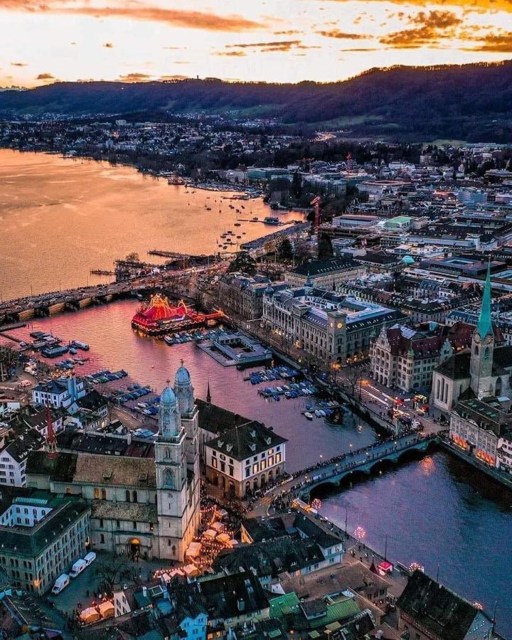 Lion Bb Swiss Lägenhet Zürich Exteriör bild